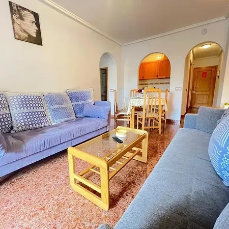 2nd Floor Apt With Comm Pool Tv7 Apartment