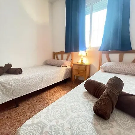 Apartment 2nd Floor Apt With Comm Pool Tv7 Torrevieja
