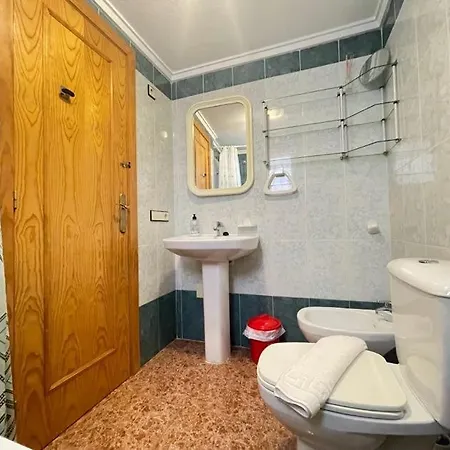 2nd Floor Apt With Comm Pool Tv7 Torrevieja