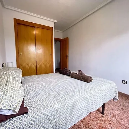 2nd Floor Apt With Comm Pool Tv7